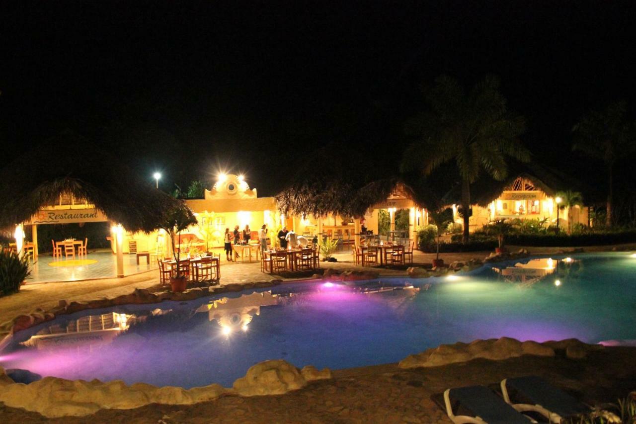 Hotel - Residencial Madrugada Las Terrenas Exterior foto